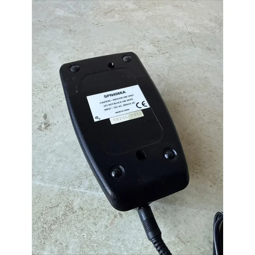 Motorola GTE Vintage Flip Cell Phone power supply and base